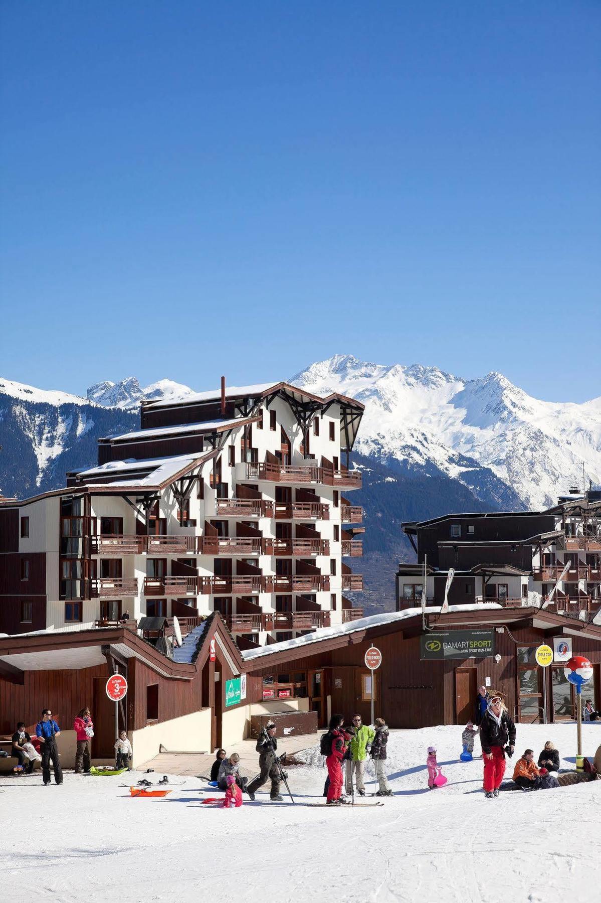 Pierre & Vacances Residence Le Christiana La Tania Bagian luar foto